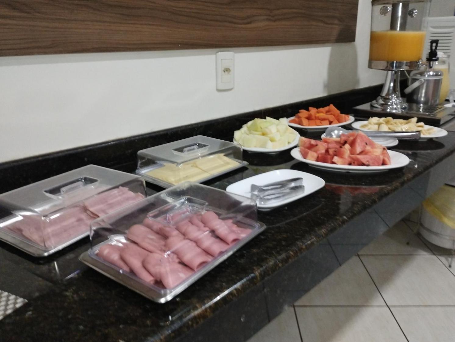 Hotel Ceolatto Palace - Aeroporto 3* Varzea Grande (Mato Grosso)